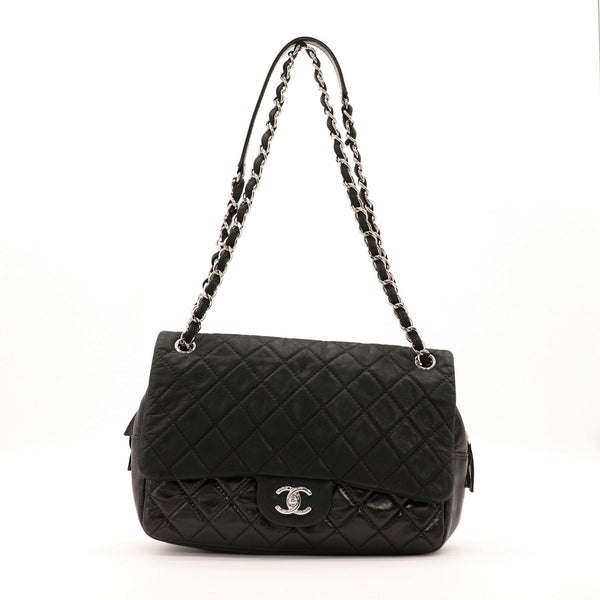 Sac Chanel Timeless Jumbo cuir matelassé noir vue de face occasion authentique — AMANA Vintage