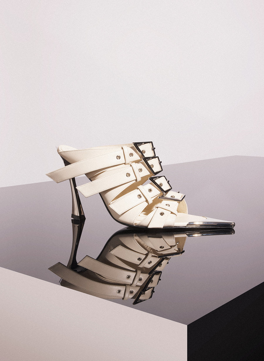 white leather buckled fang 95 sandals