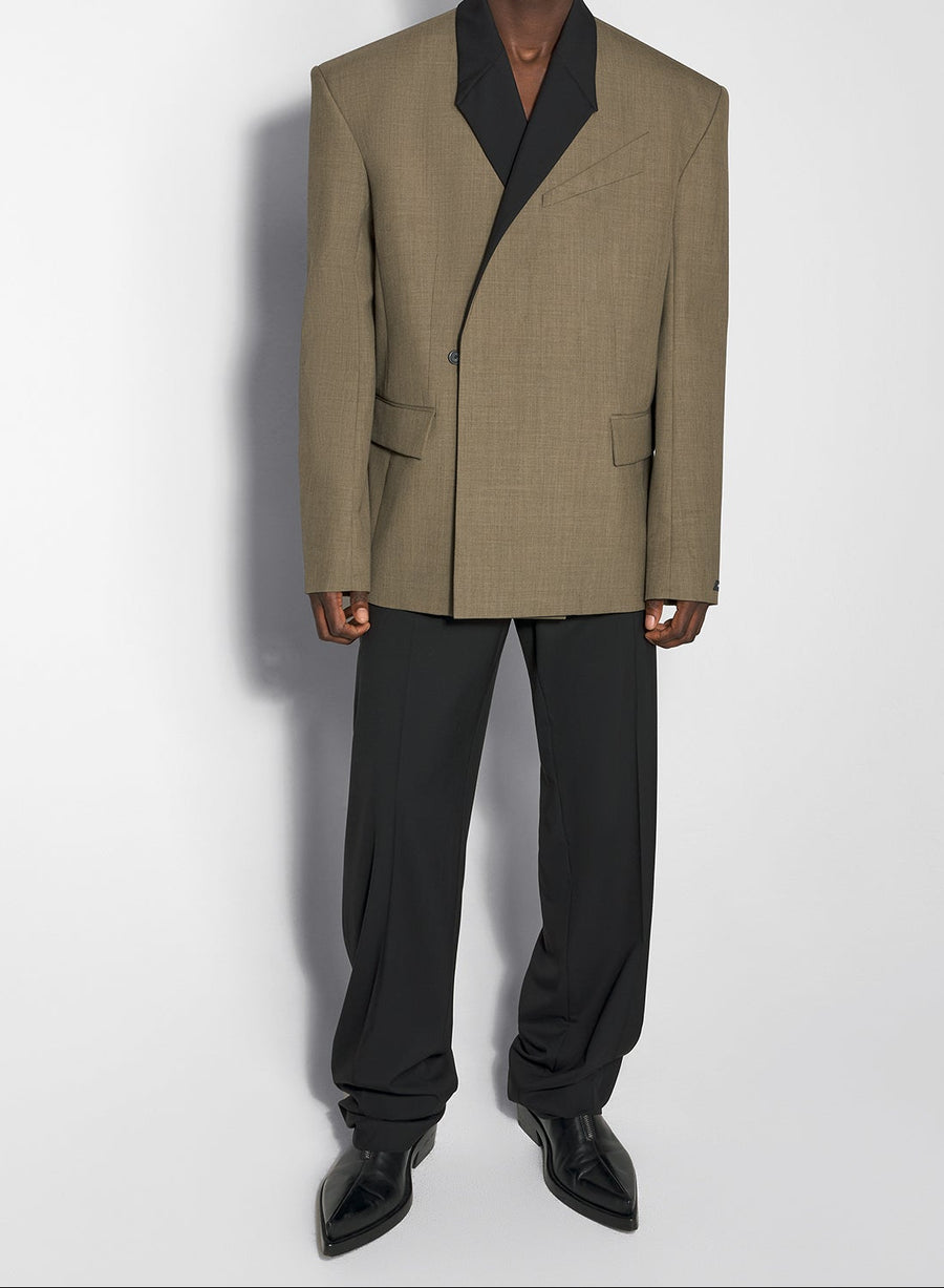 black contrasted collar khaki tailored jacket
