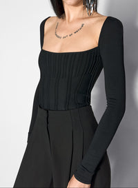 black boning detail knit top
