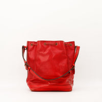 Louis Vuitton Noé GM Epi rouge vue arrière seau bandoulière — AMANA Vintage