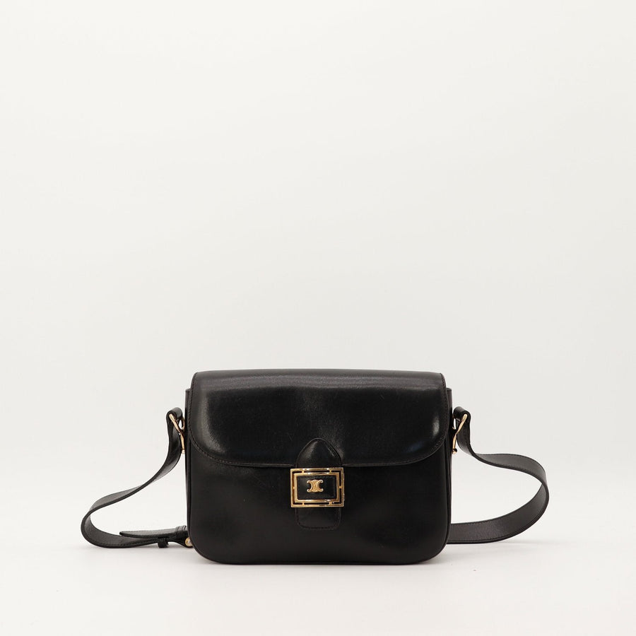 Sac Céline Sacoche Triomphe cuir noir vue de face occasion authentique — AMANA Vintage