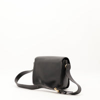 Céline Sacoche Triomphe profil cuir noir bandoulière réglable — AMANA Vintage