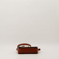 Fond Céline Triomphe Teen cuir tan lisse — AMANA Vintage