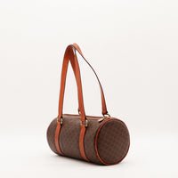 Sac Céline Papillon Macadam vue latérale anses cuir cognac — AMANA Vintage