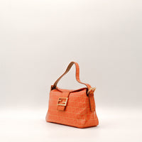 Sac Fendi Zucca enduite vue de trois quarts occasion authentique — AMANA Vintage