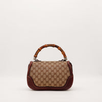 Vue de dos Gucci Tote Bella Bambou toile monogrammée beige bordeaux — AMANA Vintage