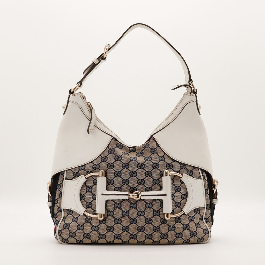 Hobo Gucci Horsebit toile monogrammée cuir blanc vue de face occasion authentique — AMANA Vintage
