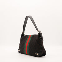 Hobo Gucci noir vue de trois quarts côté droit bandoulière cuir — AMANA Vintage