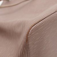 Détail bords et coutures cuir Épi Louis Vuitton Petit Noé — AMANA Vintage