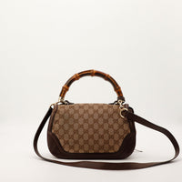 Vue trois quarts gauche sac Gucci Tote Bag Bambou avec bandouliere occasion — AMANA Vintage
