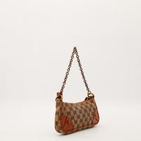 Vue de profil gauche Gucci Hobo Chain chaîne bronze patinée — AMANA Vintage