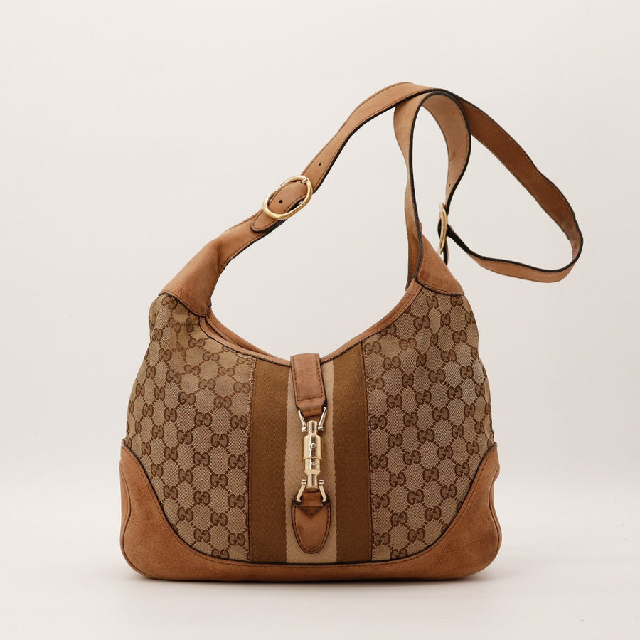 Sac Gucci New Jackie canvas GG camel vue de trois quarts occasion authentique — AMANA Vintage