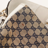 Détail taches sur la toile monogrammée sac Gucci Hobo Web — AMANA Vintage
