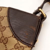 Détail empiècement cuir marqué Gucci Hobo Horsebit — AMANA Vintage