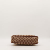 Vue du fond Gucci Hobo Bambou pieds métal dorés — AMANA Vintage