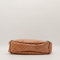Vue du fond Gucci Hobo toile monogrammée rose poudré — AMANA Vintage
