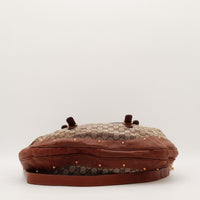 Vue du fond Tote Bag Bambou Gucci cuir marron et rivets dorés — AMANA Vintage