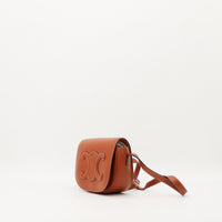 Sac Celine Triomphe cuir camel vue de profil occasion authentique — AMANA Vintage