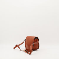 Sac Celine Triomphe cuir camel profil bandoulière occasion authentique — AMANA Vintage