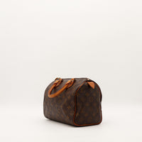 Vue de trois quarts arrière Louis Vuitton Speedy 25 cuir vachette — AMANA Vintage