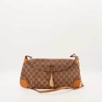 Sac Gucci Hobo toile monogrammée cuir camel fermoir tête de tigre doré vue de face occasion authentique — AMANA Vintage
