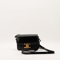 Sac Celine Triomphe Teen cuir box noir fermoir doré vue de face occasion authentique — AMANA Vintage