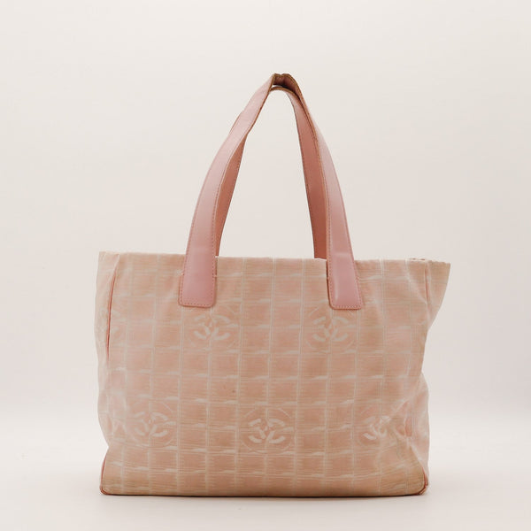 Tote Bag Chanel New Travel Line toile jacquard taupe vue de face occasion authentique — AMANA Vintage