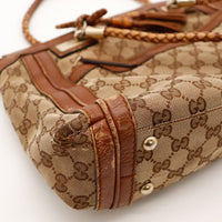 Détail usure cuir des bords Gucci Tote Bag Bamboo occasion authentique — AMANA Vintage