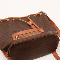 Detail poche zippée et signature Celine Paris sac seau Macadam — AMANA Vintage