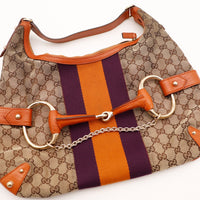 Détail mors Horsebit doré Gucci Hobo occasion authentique — AMANA Vintage