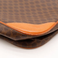 Détail garniture cuir Céline Hobo Macadam occasion authentique — AMANA Vintage