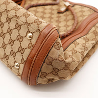Détail base cuir Gucci Tote Bag frottements occasion authentique — AMANA Vintage