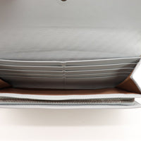 Détail compartiments cartes portefeuille Bottega Veneta Intrecciato gris — AMANA Vintage