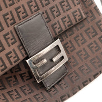 Détail fermoir FF argenté rayé Fendi Zucchino occasion authentique — AMANA Vintage