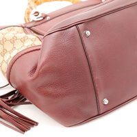 Détail coins inférieurs Tote Bag Bambou Gucci cuir bordeaux — AMANA Vintage