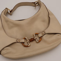 Détail fermoir bambou et métal doré Hobo Bambou Gucci — AMANA Vintage