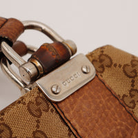 Détail embout bambou et ferrure argentée Tote Bag Gucci — AMANA Vintage
