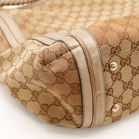 Hobo Bambou Gucci détail coin inférieur frottements canvas — AMANA Vintage