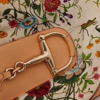 Detail fermoir mors de cheval dore Gucci Jackie Flora en excellent etat — AMANA Vintage