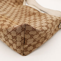 Detail coin superieur toile GG Canvas Gucci Hobo Horsebit — AMANA Vintage