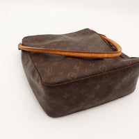 Louis Vuitton Looping GM vue de dessus coins et toile usure visible — AMANA Vintage