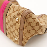 Detail coin superieur Gucci Boston Web cuir marron toile GG occasion — AMANA Vintage