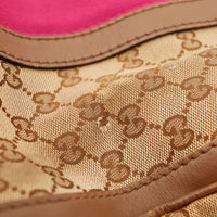 Detail canvas GG interieur Gucci Boston Web legere usure occasion — AMANA Vintage
