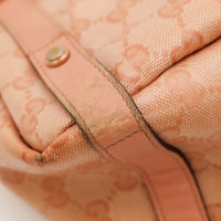 Détail usure cuir et frottements Gucci Hobo rose — AMANA Vintage