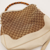 Gucci Hobo Bambou dos toile monogrammée détail cuir ivoire — AMANA Vintage