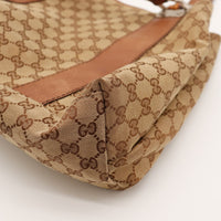 Détail coin latéral Tote Bag Bambou Gucci toile monogrammée — AMANA Vintage
