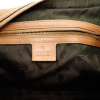Intérieur doublure textile verte Gucci Indy Hobo étiquette authentique — AMANA Vintage