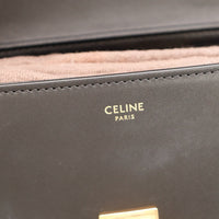 Coin inférieur sac Celine Triomphe Teen noir pieds Celine Paris dorés — AMANA Vintage