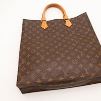 Détail angle Sac Plat Louis Vuitton toile Monogramme — AMANA Vintage
